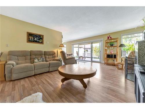 21 Jaylin Crescent, Port Dover, ON - Indoor Photo Showing Living Room With Fireplace