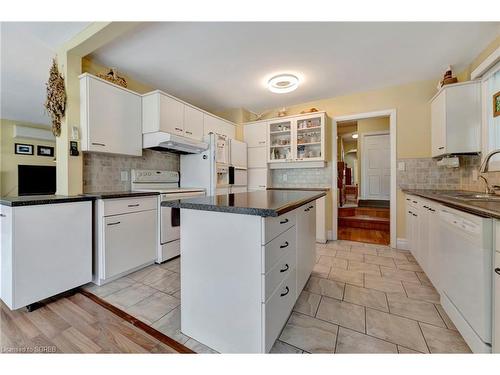 21 Jaylin Crescent, Port Dover, ON - Indoor Photo Showing Kitchen