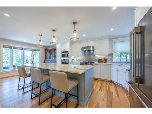 28 Donjon Boulevard, Port Dover, ON - Indoor Photo Showing Kitchen With Upgraded Kitchen