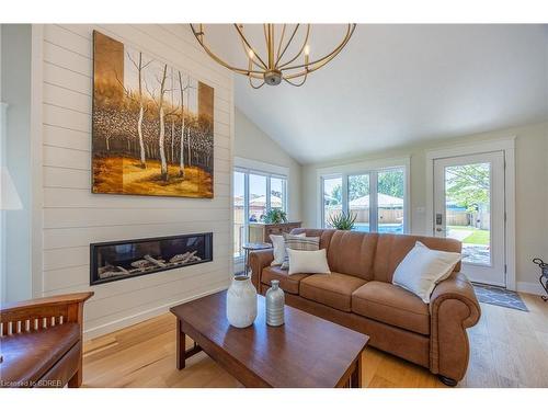 28 Donjon Boulevard, Port Dover, ON - Indoor Photo Showing Living Room With Fireplace