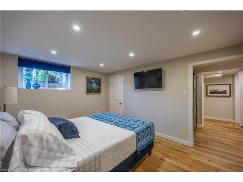 28 Donjon Boulevard, Port Dover, ON - Indoor Photo Showing Bedroom