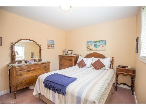 19 Coastal Court, Port Dover, ON - Indoor Photo Showing Bedroom