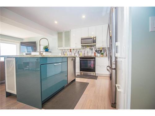 118 Brown Street, Port Dover, ON - Indoor Photo Showing Kitchen With Upgraded Kitchen