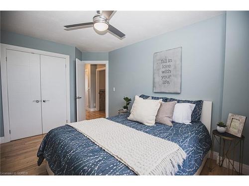 118 Brown Street, Port Dover, ON - Indoor Photo Showing Bedroom