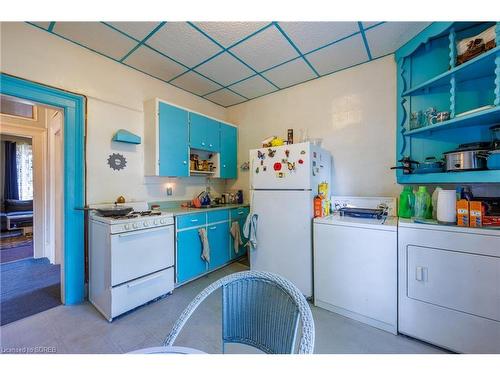 410 St George Street, Port Dover, ON - Indoor Photo Showing Laundry Room