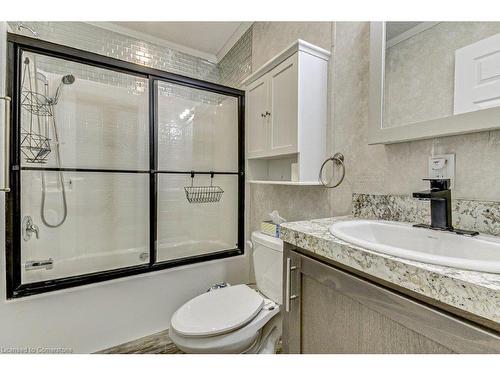 11981 Plank Road, Tillsonburg, ON - Indoor Photo Showing Bathroom