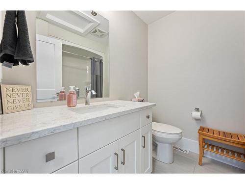 1-744 Nelson Street, Port Dover, ON - Indoor Photo Showing Bathroom