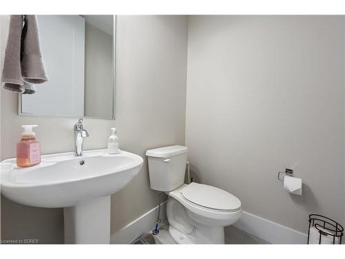 1-744 Nelson Street, Port Dover, ON - Indoor Photo Showing Bathroom