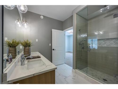 120 Newport Lane, Port Dover, ON - Indoor Photo Showing Bathroom