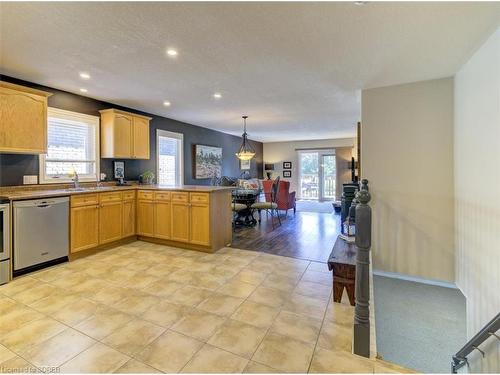 38 Pheasant Trail, Port Dover, ON - Indoor Photo Showing Kitchen