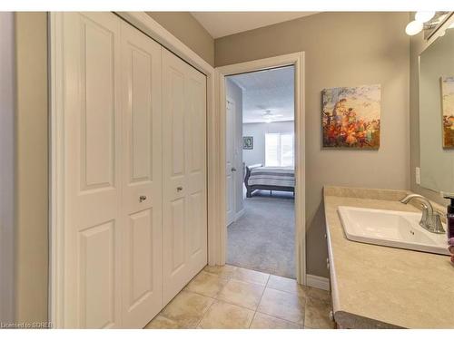 38 Pheasant Trail, Port Dover, ON - Indoor Photo Showing Bathroom