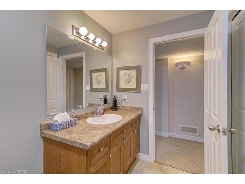 38 Pheasant Trail, Port Dover, ON - Indoor Photo Showing Bathroom