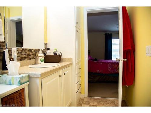 22 Cricklewood Crescent, Nanticoke, ON - Indoor Photo Showing Bathroom