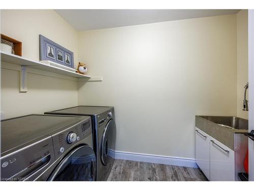 127 Brown Street, Port Dover, ON - Indoor Photo Showing Laundry Room