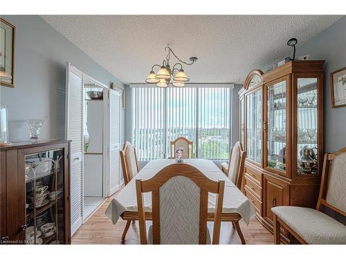 1203-6500 Montevideo Road, Mississauga, ON - Indoor Photo Showing Dining Room