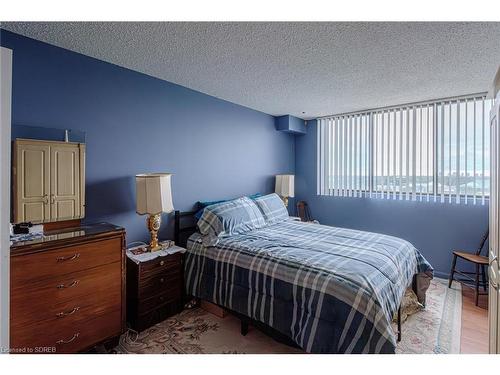 1203-6500 Montevideo Road, Mississauga, ON - Indoor Photo Showing Bedroom