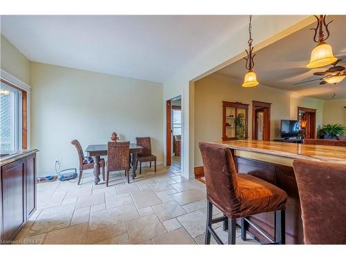 207 Market Street E, Port Dover, ON - Indoor Photo Showing Dining Room