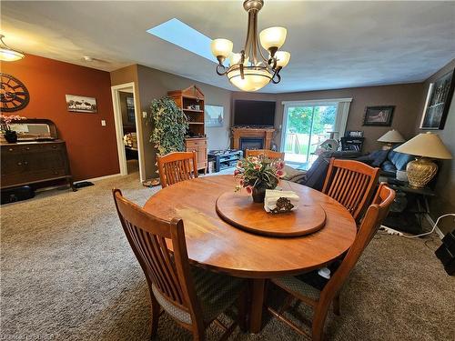 7-74 Wilson Avenue, Delhi, ON - Indoor Photo Showing Dining Room