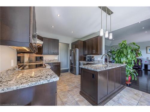 26 Jong Street, Waterford, ON - Indoor Photo Showing Kitchen