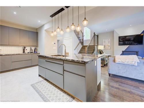 2016 Erie Street, Port Dover, ON - Indoor Photo Showing Kitchen With Upgraded Kitchen