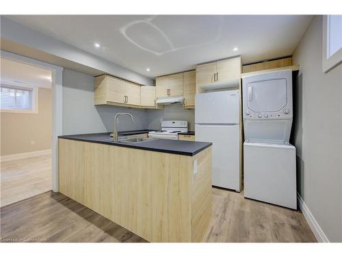 2016 Erie Street, Port Dover, ON - Indoor Photo Showing Laundry Room