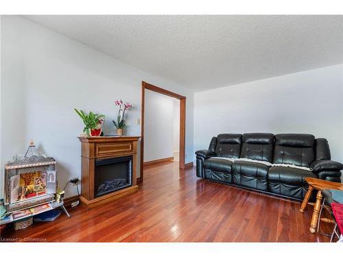 144 Richardson Drive, Port Dover, ON - Indoor Photo Showing Living Room With Fireplace