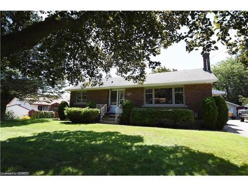 22 Charlton Crescent, Simcoe, ON - Outdoor With Facade