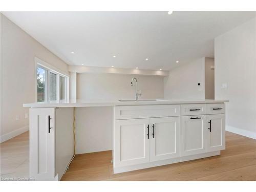 127 Amber Street, Waterford, ON - Indoor Photo Showing Kitchen