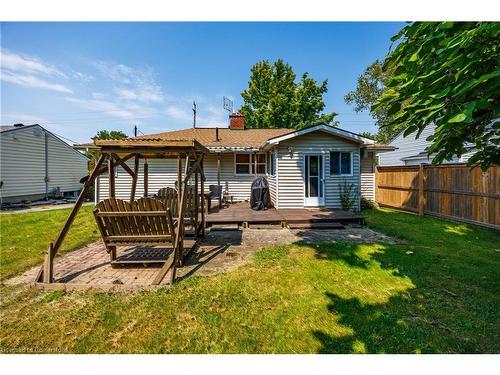 44 Parker Drive, Simcoe, ON - Outdoor