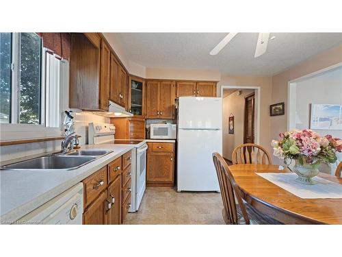 40 John Street, Port Dover, ON - Indoor Photo Showing Kitchen With Double Sink