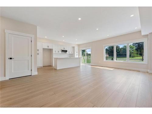 119 Amber Street, Waterford, ON - Indoor Photo Showing Other Room