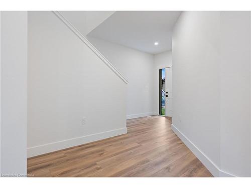 115 Amber Street, Waterford, ON - Indoor Photo Showing Bathroom