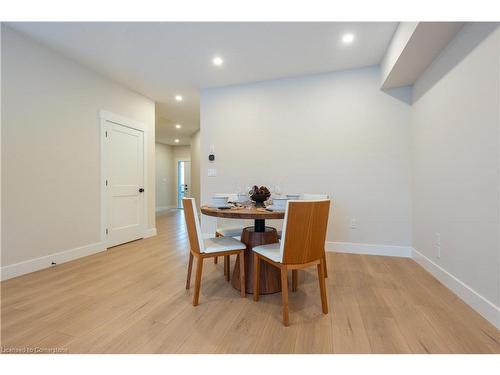 99 Amber Street, Waterford, ON - Indoor Photo Showing Dining Room