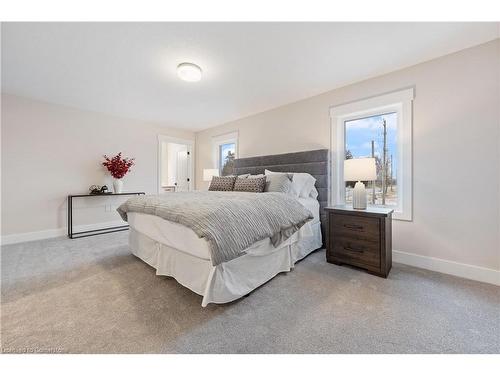 99 Amber Street, Waterford, ON - Indoor Photo Showing Bedroom