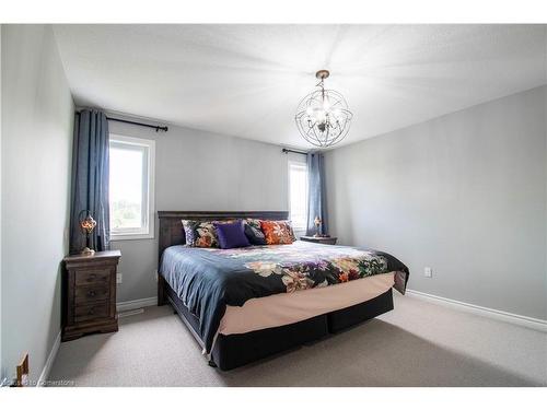 144 Glendale Drive, Tillsonburg, ON - Indoor Photo Showing Bedroom