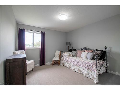 144 Glendale Drive, Tillsonburg, ON - Indoor Photo Showing Bedroom