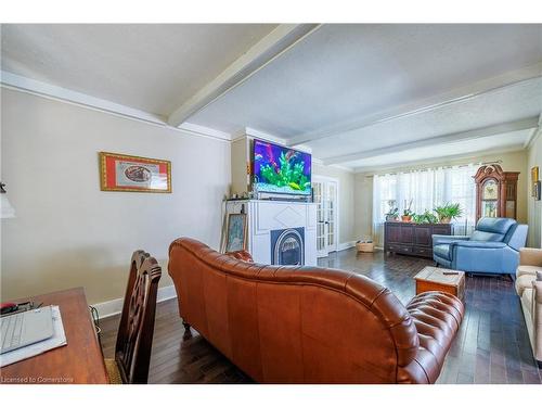 356 Norfolk Street S, Simcoe, ON - Indoor Photo Showing Living Room With Fireplace