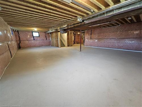 23 Tulip Crescent, Simcoe, ON - Indoor Photo Showing Garage