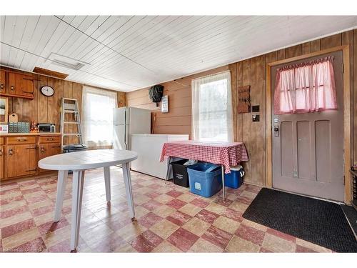 907 Forestry Farm Road, St. Williams, ON - Indoor