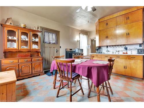 907 Forestry Farm Road, St. Williams, ON - Indoor Photo Showing Dining Room