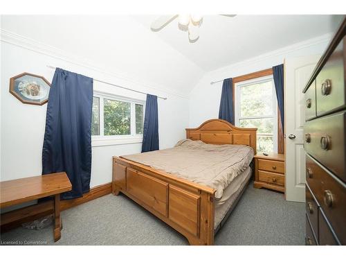 92 Main St N, Waterford, ON - Indoor Photo Showing Bedroom