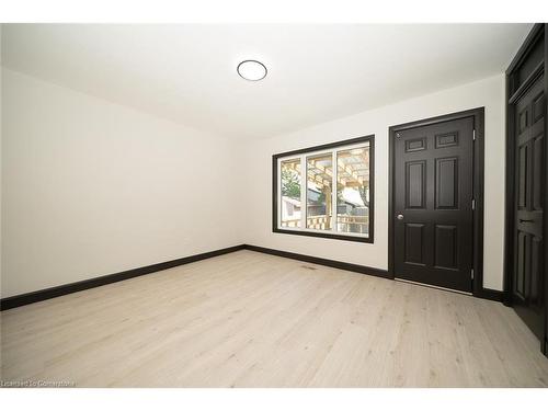 17 Martin Avenue, Simcoe, ON - Indoor Photo Showing Other Room