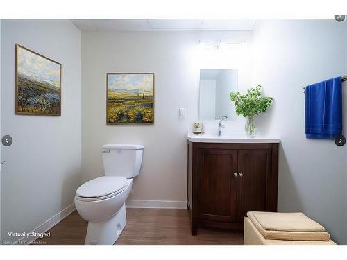 17 Martin Avenue, Simcoe, ON - Indoor Photo Showing Bathroom