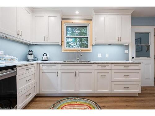 367 Angling Road, Waterford, ON - Indoor Photo Showing Kitchen