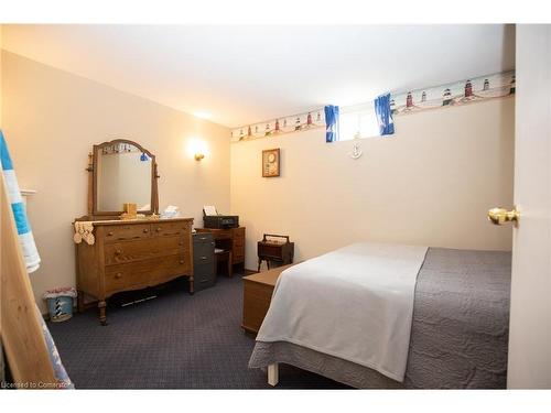 19 First Avenue, Port Dover, ON - Indoor Photo Showing Bedroom