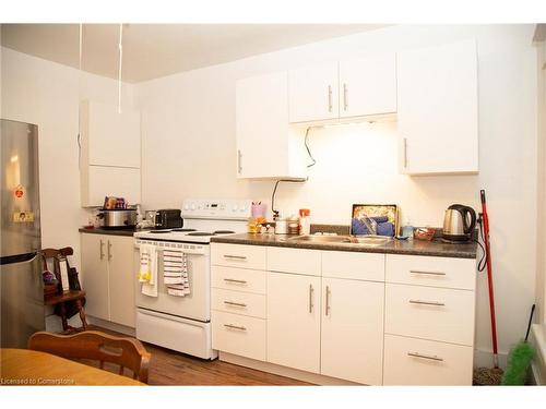 19 First Avenue, Port Dover, ON - Indoor Photo Showing Kitchen