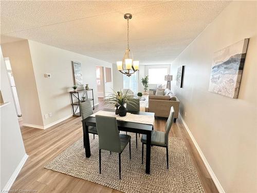 605-11 Mill Pond Court, Simcoe, ON - Indoor Photo Showing Dining Room