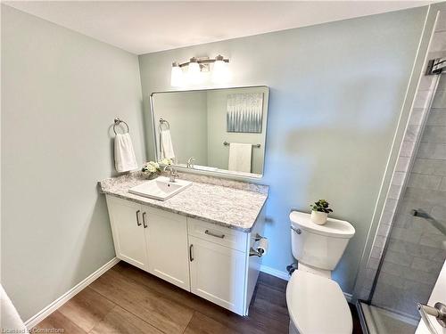 605-11 Mill Pond Court, Simcoe, ON - Indoor Photo Showing Bathroom