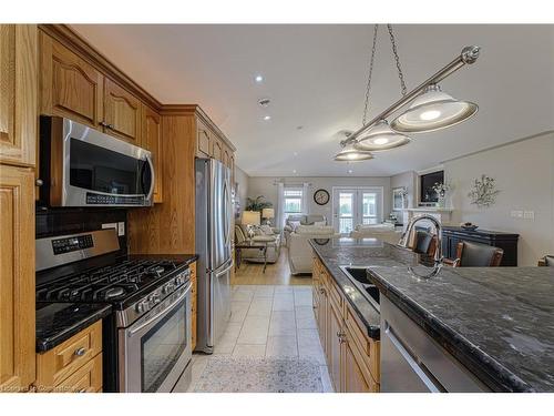 65 Mann Avenue, Simcoe, ON - Indoor Photo Showing Kitchen