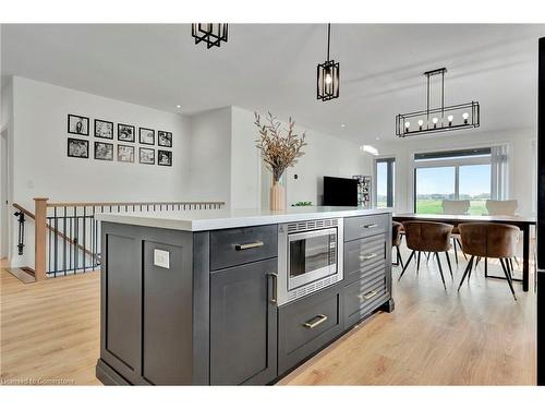 207 Gibbons Street, Waterford, ON - Indoor Photo Showing Kitchen